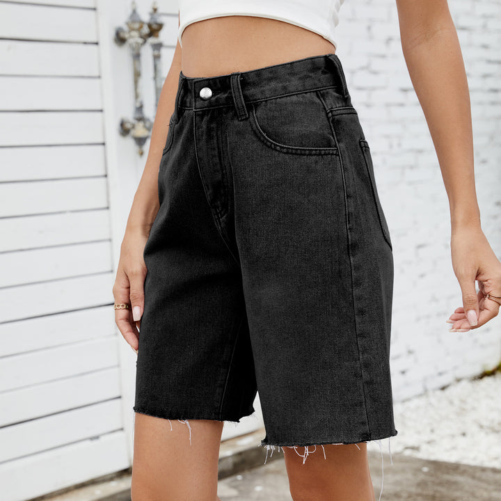 Women's denim shorts with a modern cut and frayed edges Lune London