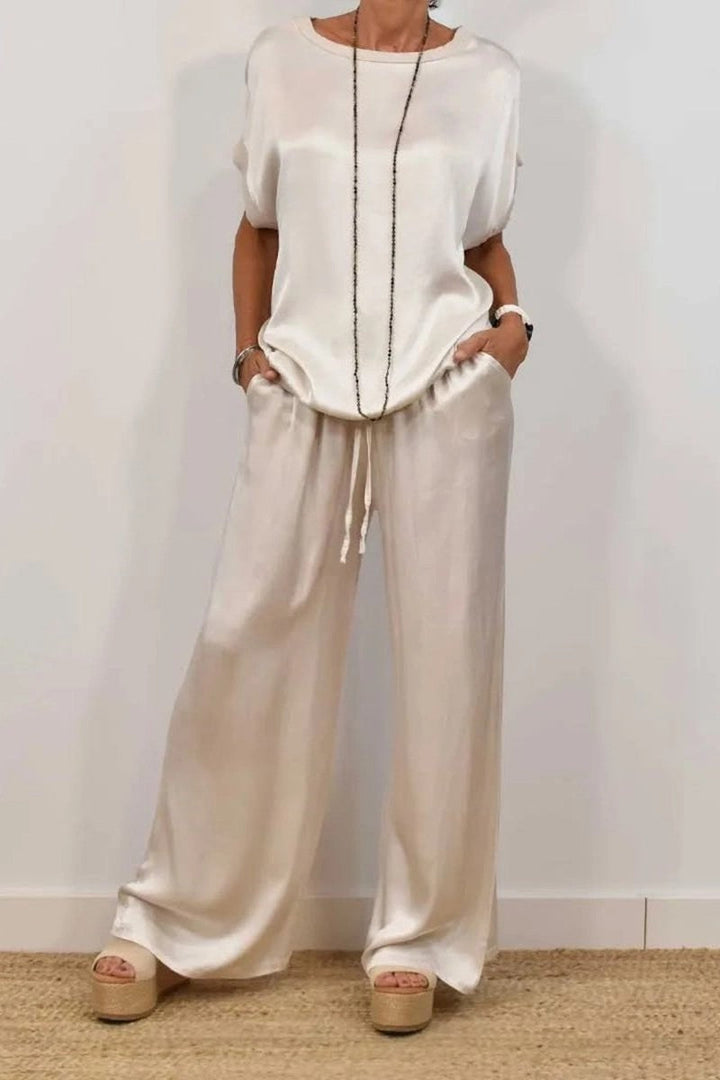 Women’s Elegant Satin Lounge Set with Loose Fit and Casual Top Lune London