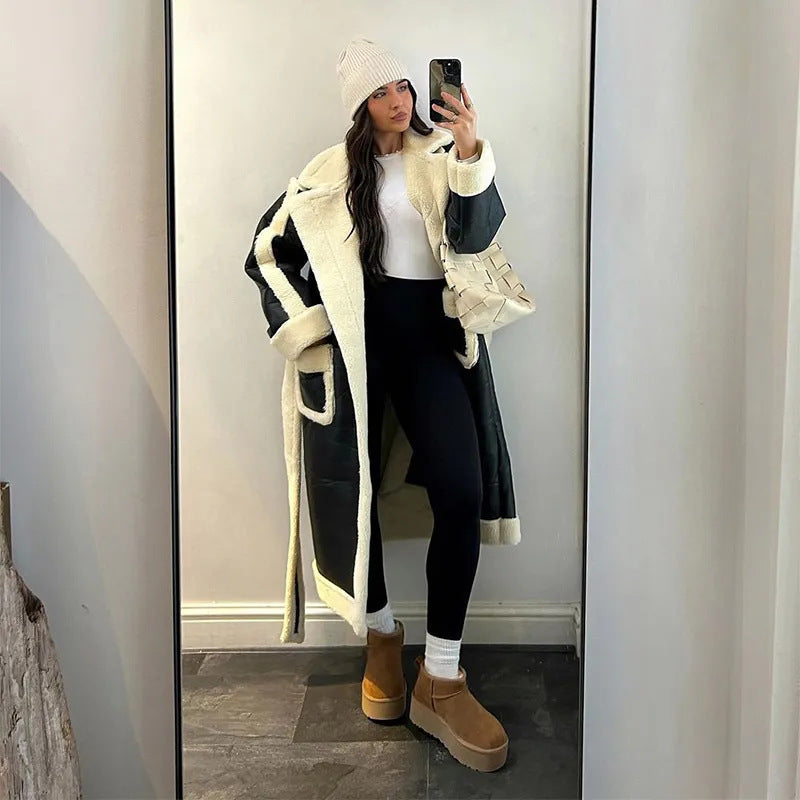 Ladies Fashionable Long Coat with Cozy Lining Lune London