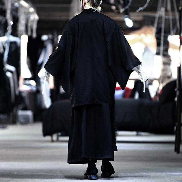 Women's kimono jacket with modern cut and practical pockets Lune London
