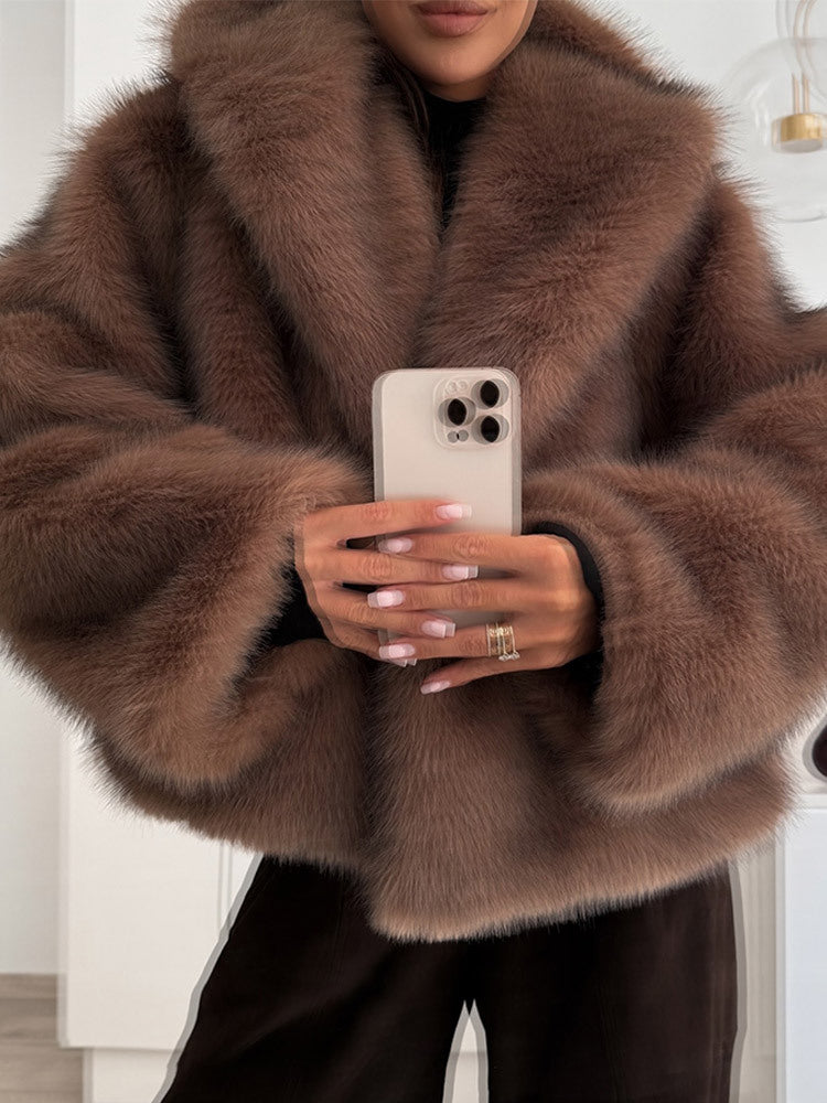 Stylish faux fur coat for women with wide collar Lune London
