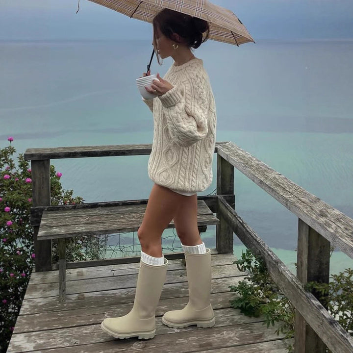 Knitted sweater for ladies with embossed pattern and wide sleeves Lune London