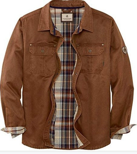 Functional flannel shirt for men with a practical pocket layout and an attractive checkered design Lune London