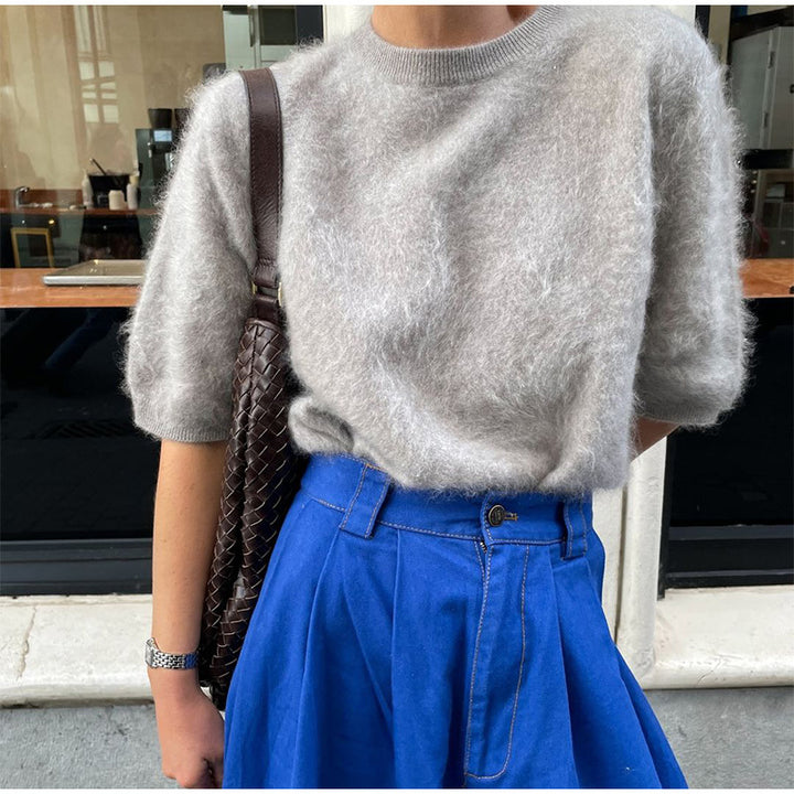 Ladies short plush sweater with short sleeves in elegant design Lune London