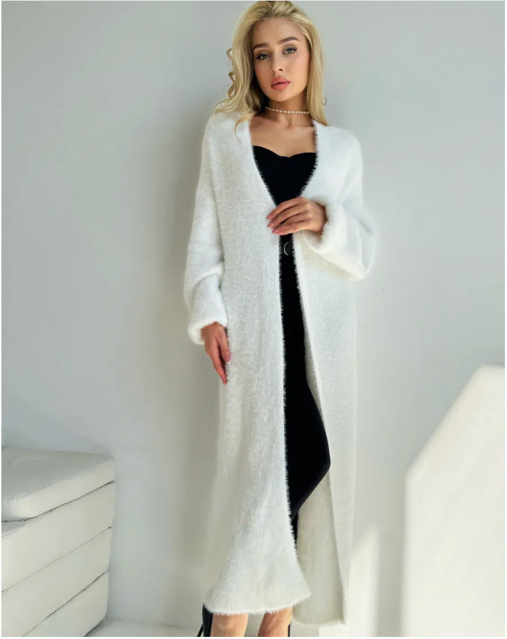 Cardigan long pour femmes en tricot fait de matériau confortable avec une coupe élégante Chic & Stil