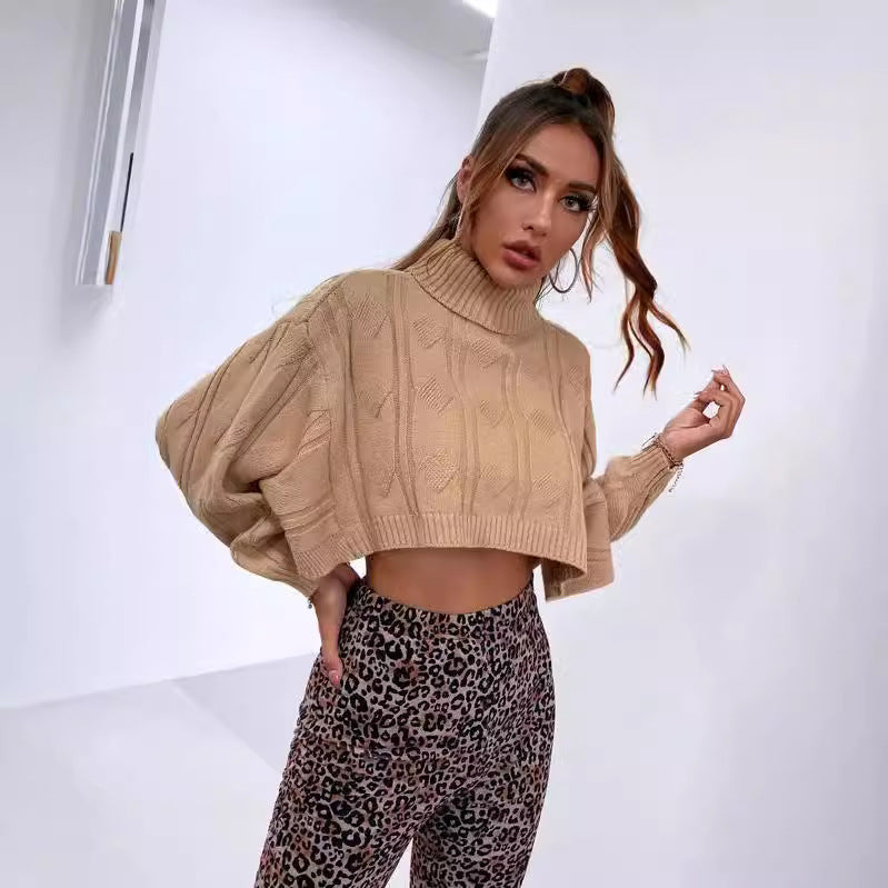 Ladies cropped turtleneck in chunky knit Lune London