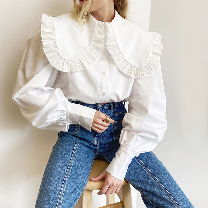 Women Elegant blouse with decorative frill collar and ruffled sleeves Lune London