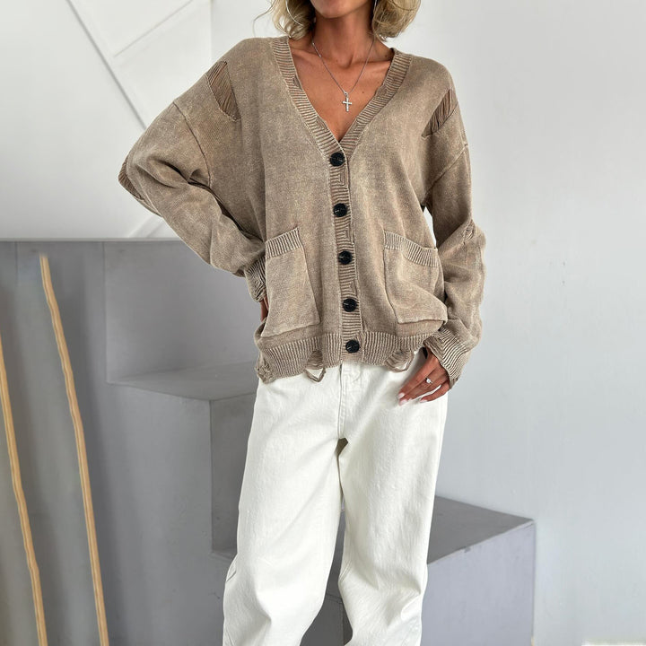 Casual knitted cardigan for women with marked visible seams and pockets Lune London