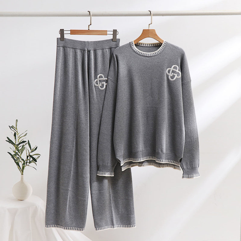 Casual knitted loungewear set for women with decorative contrasting details Lune London