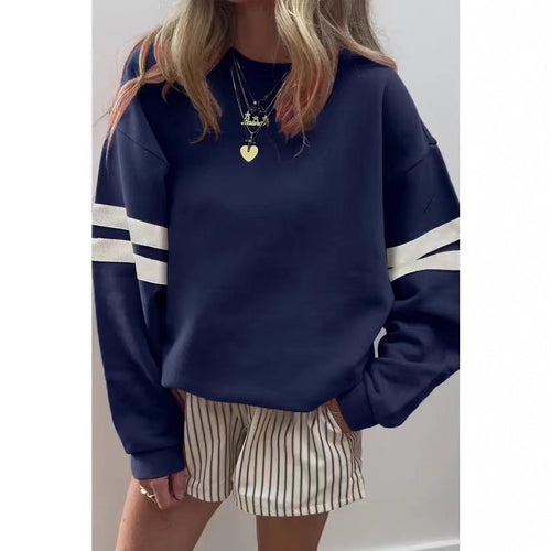 Oversized sporty sweater for women with striped accents and a casual fit Lune London