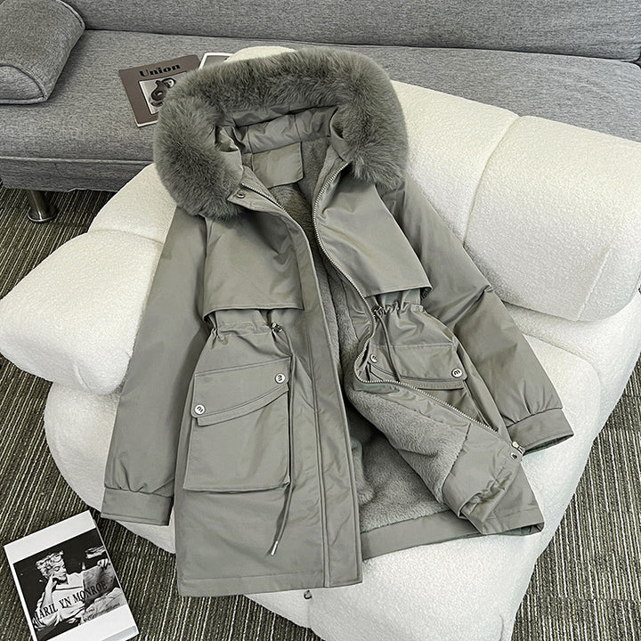 Ladies trendy winter parka with cozy lining and practical pockets Lune London