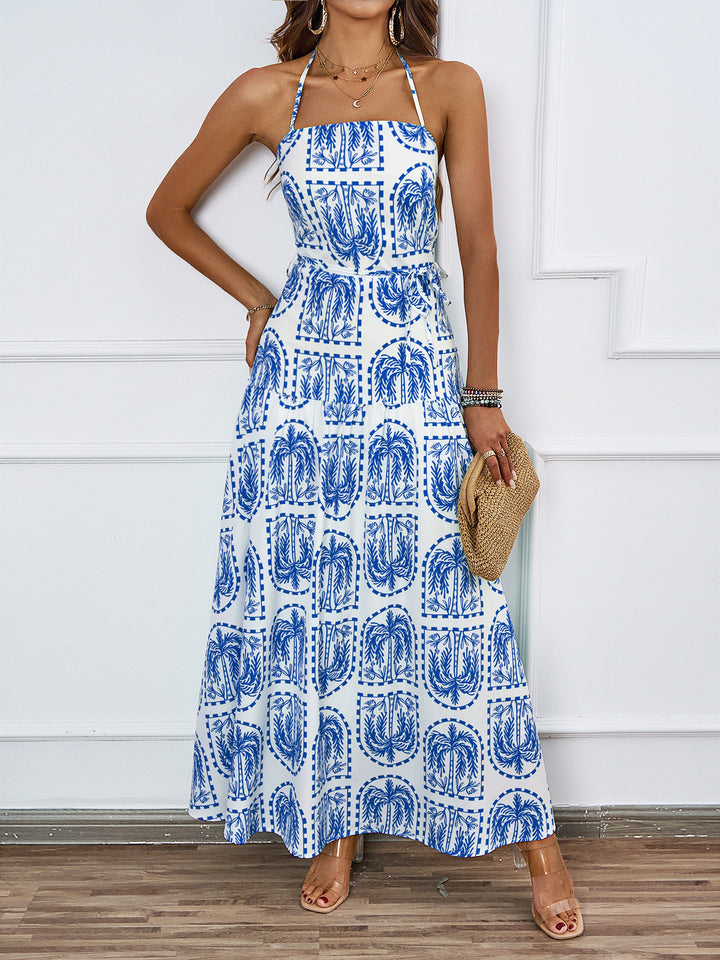 Women's maxi dress with playful pattern and elegant silhouette