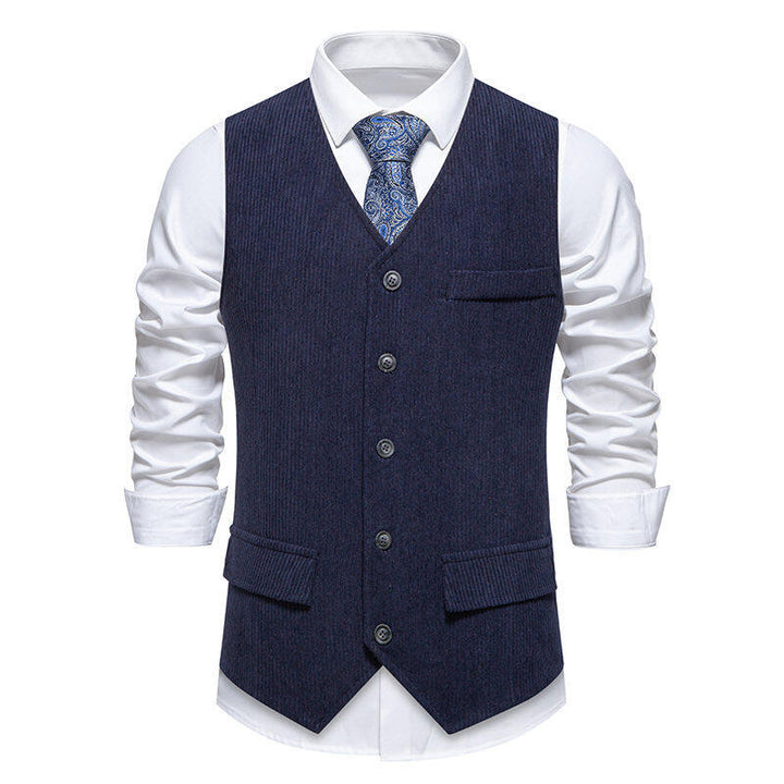 Elegant suit vest for men with a classic herringbone design and practical pockets Lune London