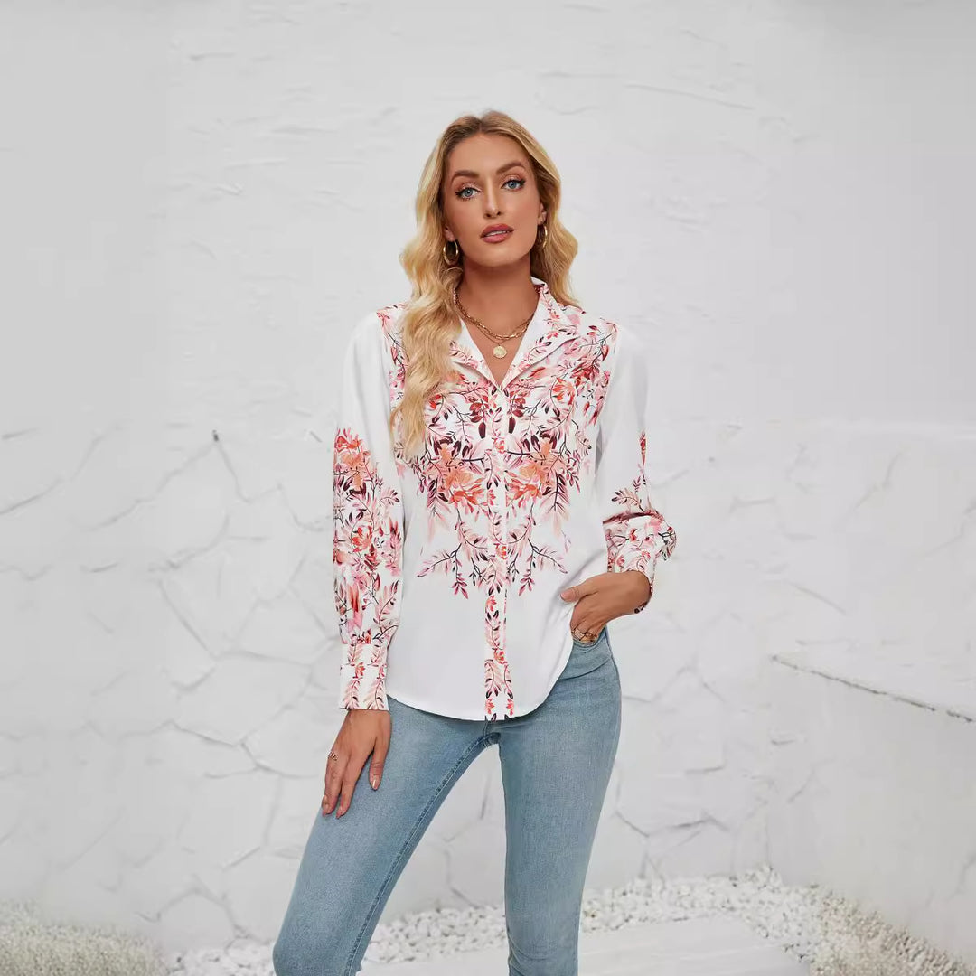 Elegant blouse for women with floral print and wide sleeves Lune London