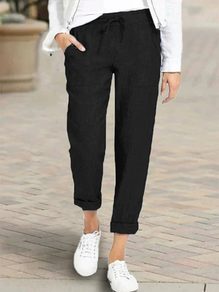 Relaxed linen trousers for women with elastic waist and practical pockets Lune London