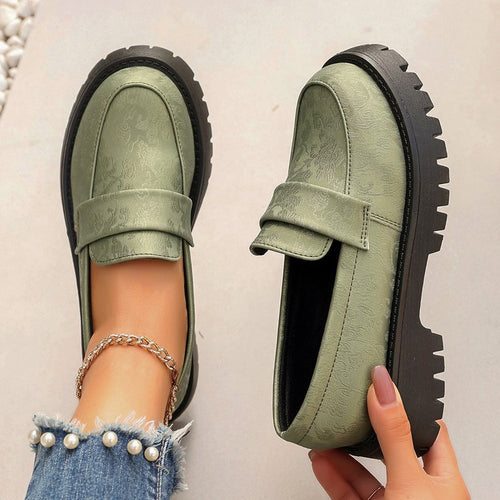 Loafers for women with a robust profile and elegant design Lune London
