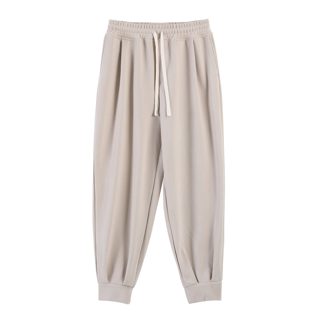 Casual men's jogging pants with elastic waistband and side pockets Lune London