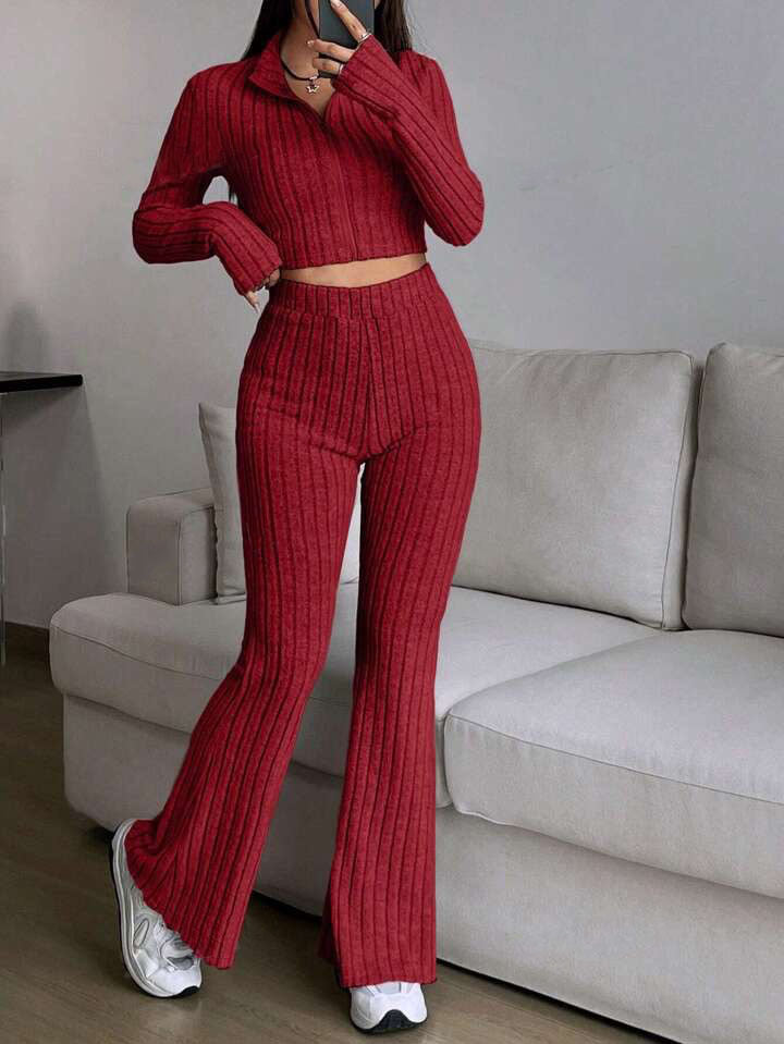 Modern knit set for ladies with cropped top and wide pants Lune London