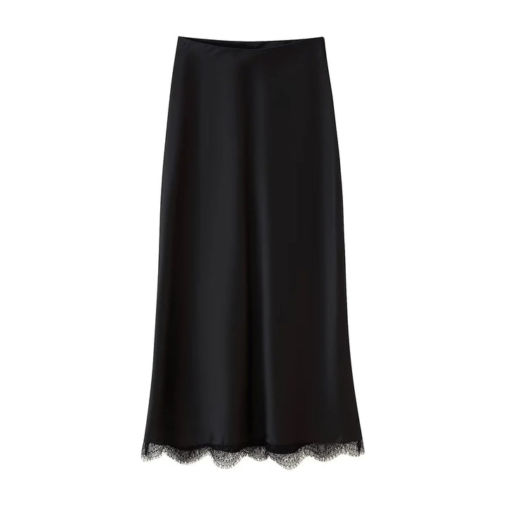 Woman Elegant midi skirt with delicate lace Lune London