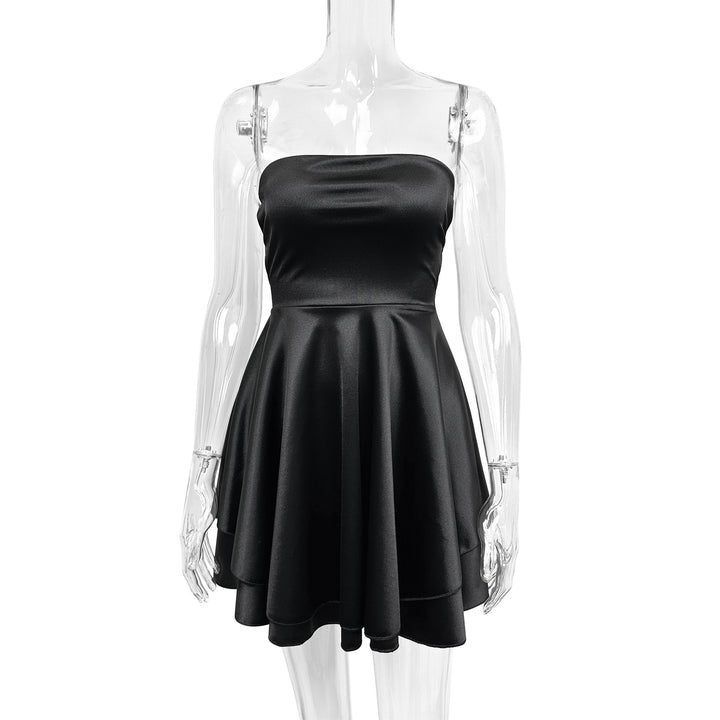 Women’s Cocktail Dress with Off-the-Shoulder Design Lune London