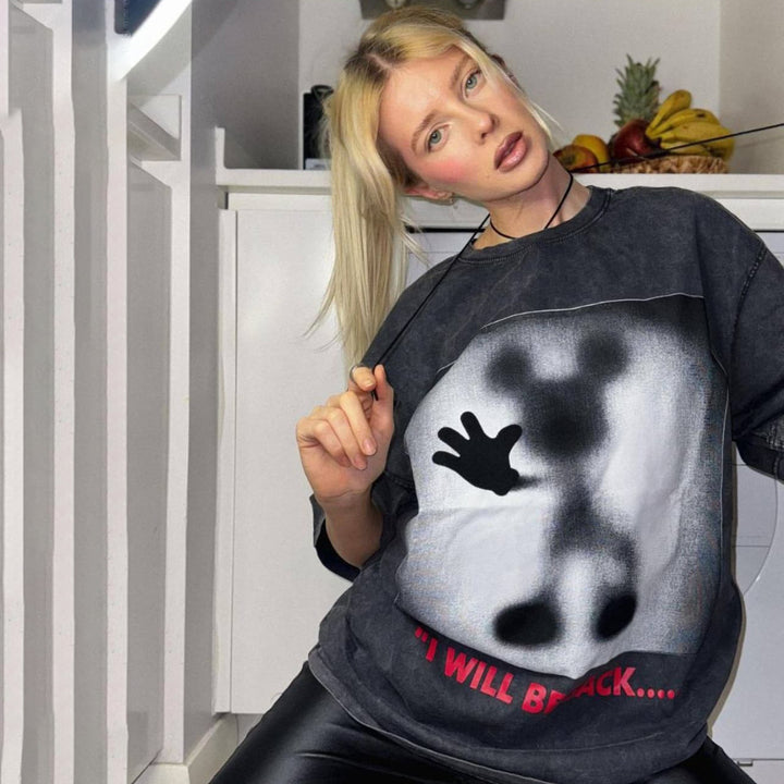 Oversized sweatshirt for women with creative graphic pattern Lune London
