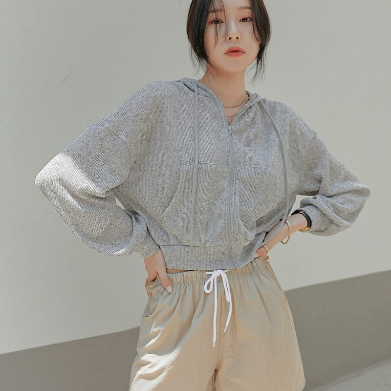 Women's sporty short jacket with full zip Chic & Stil