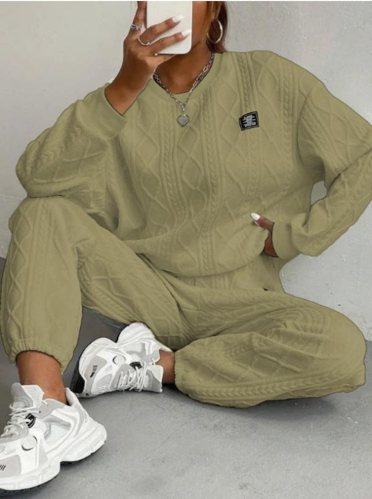 Costume en tricot pour femmes avec design texturé et coupe confortable Chic & Stil