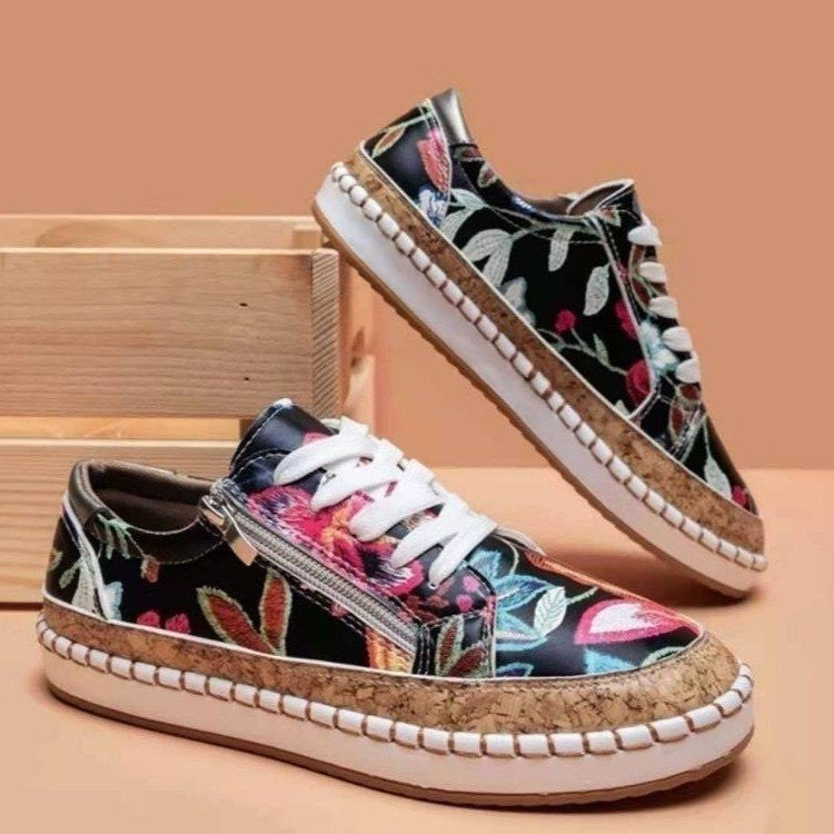 Trendy women's sneakers with floral pattern and practical zipper Lune London