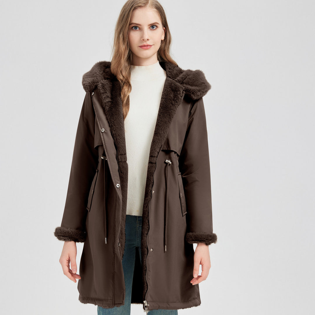 Elegant and warm women's parka with removable faux fur collar and practical lace details Lune London