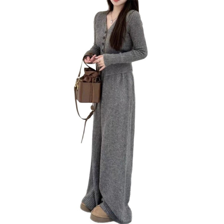 Combinaison tricotée pour femmes avec détails en boutons et coupe décontractée Chic & Stil