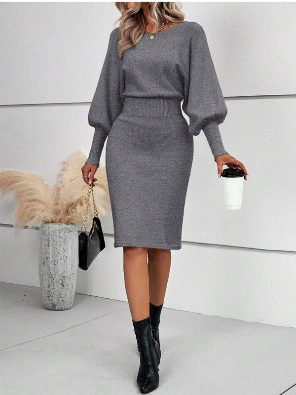 Casual knit dress for women with wide sleeves and a chic and stylish waist