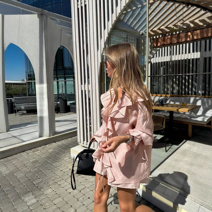 Trendy ruffled blouse for women with a casual fit and Lune London shorts