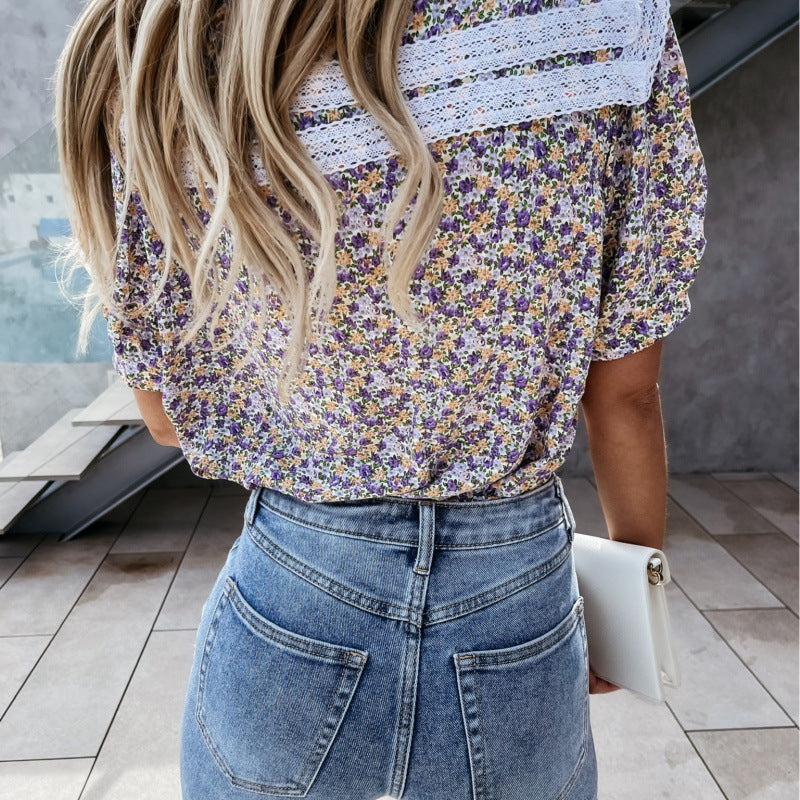 Vintage floral blouse inspired for women with lace collar Lune London