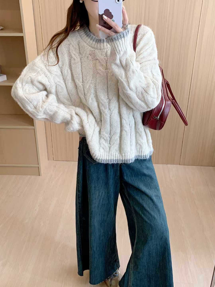Ladies chunky knit sweater with cable pattern and round neckline Lune London
