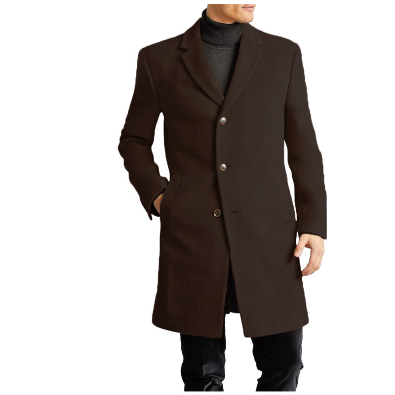 Elegant long coat for men with a modern cut and practical pockets Lune London