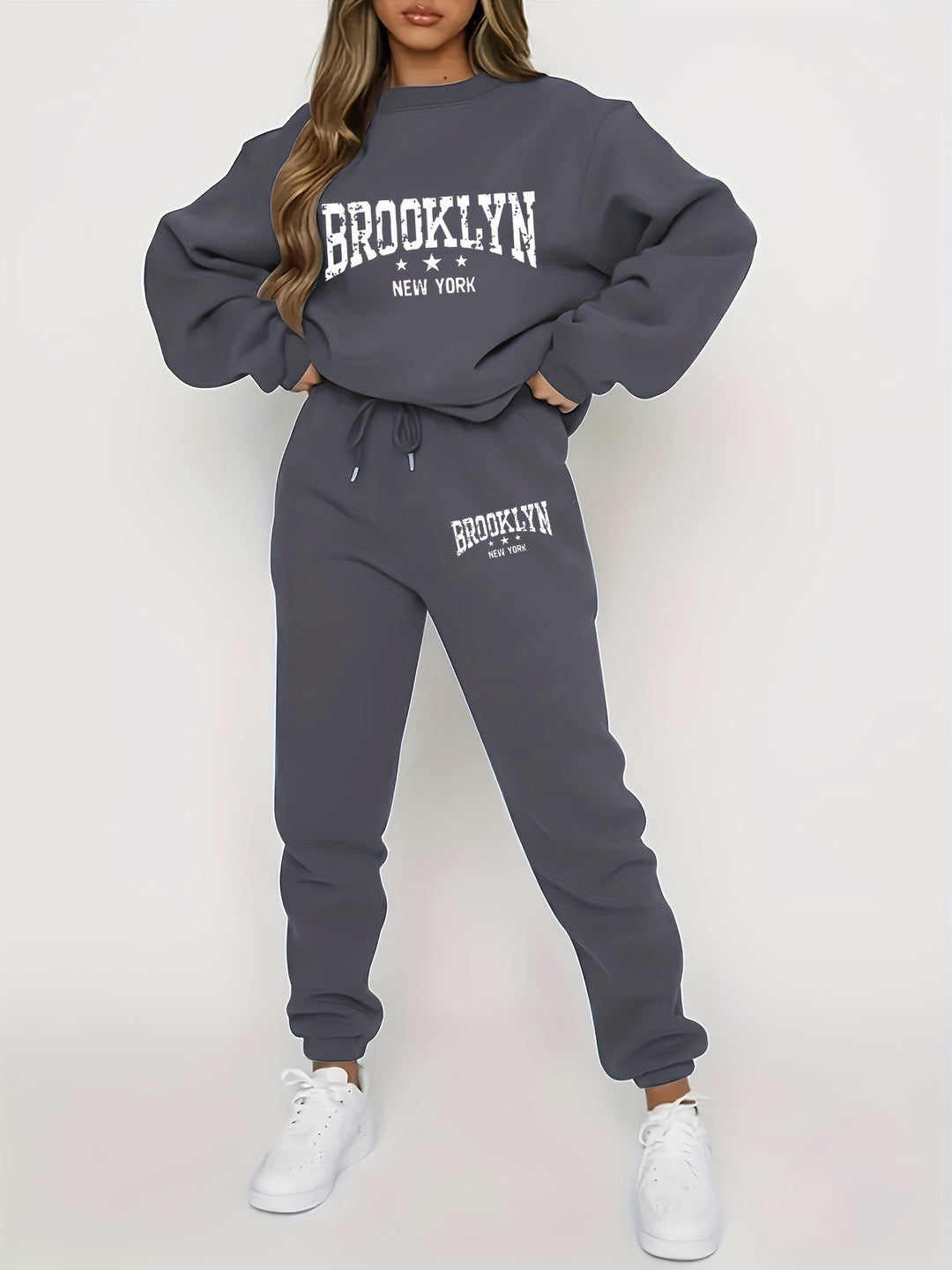Women's hoodie and jogger set with urban Brooklyn design Chic & Stil