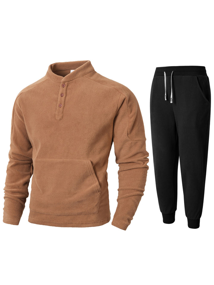 Cozy fleece tracksuit for men with button placket and practical pockets Lune London