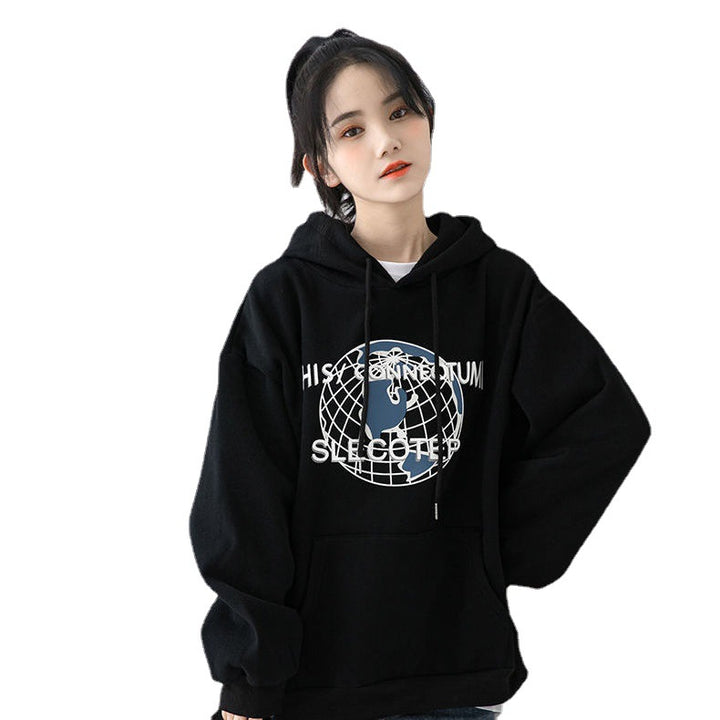 Women's Hoodie with Modern World Map Design Chic & Stil