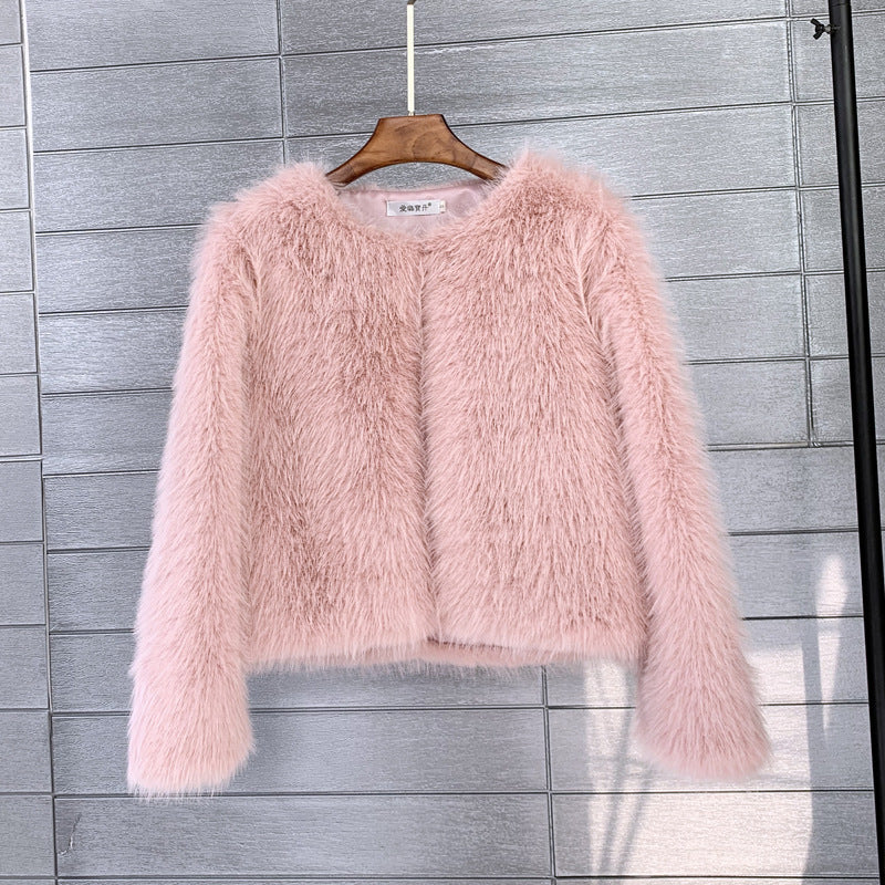 Ladies Short Plush Faux Fur Jacket with Stylish Elegant Sleeves Lune London