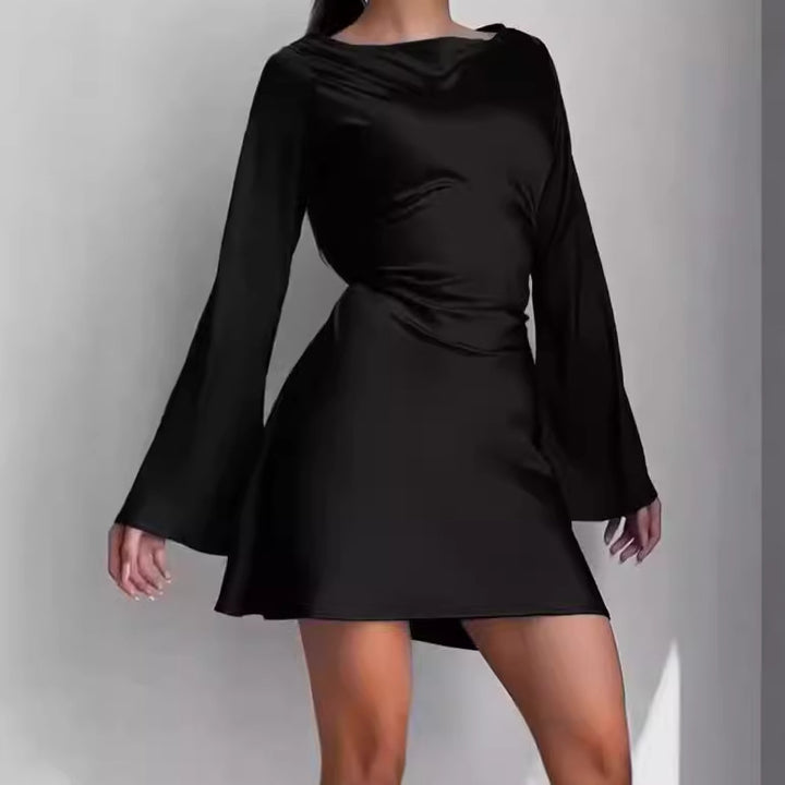 Ladies Elegant Wrap Dress in Smooth Fabric and Wide Sleeves Lune London