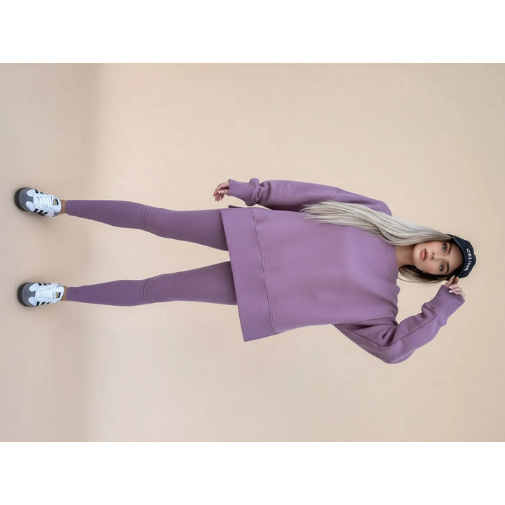 Ensemble de sport confortable pour femmes avec sweat-shirt ample et leggings ajustés Chic & Stil