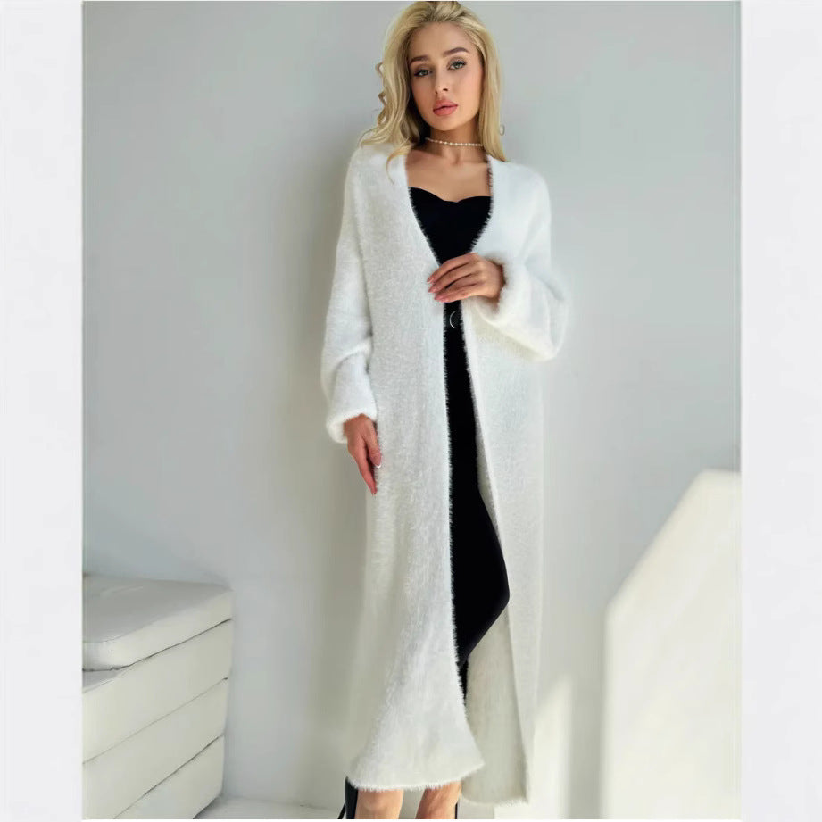 Cardigan long pour femmes en tricot fait de matériau confortable avec une coupe élégante Chic & Stil