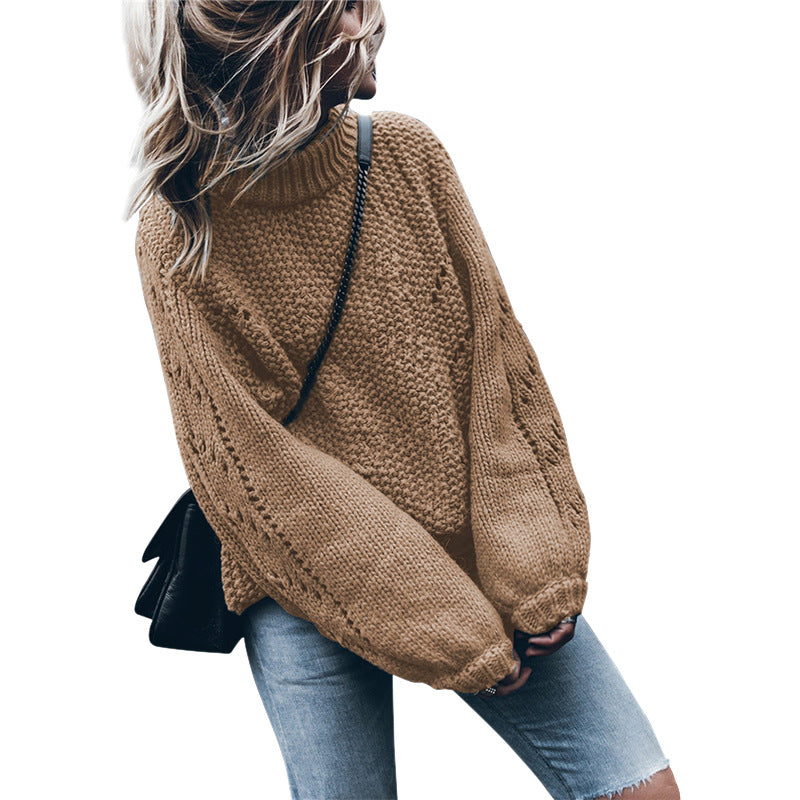 Chunky knit sweater for women with a loose fit and trendy turtleneck Lune London