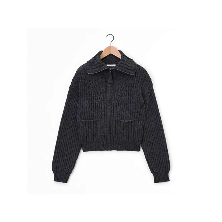 Pull en tricot épais pour femme avec col haut et poches pratiques Chic & Stil