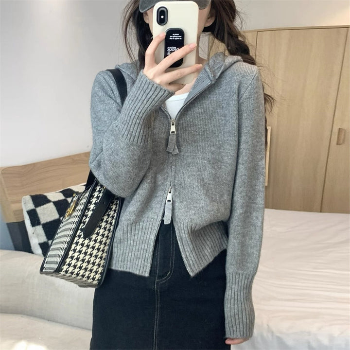 Cardigan pour femmes en tissu de haute qualité avec fermeture éclair à la mode Chic & Stil