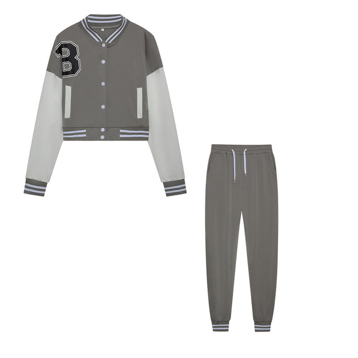 Sporty set for women consisting of a cropped jacket and jogging pants Lune London