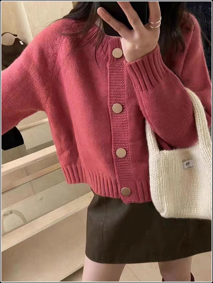 Women's cardigan with round neckline and decorative buttons Lune London