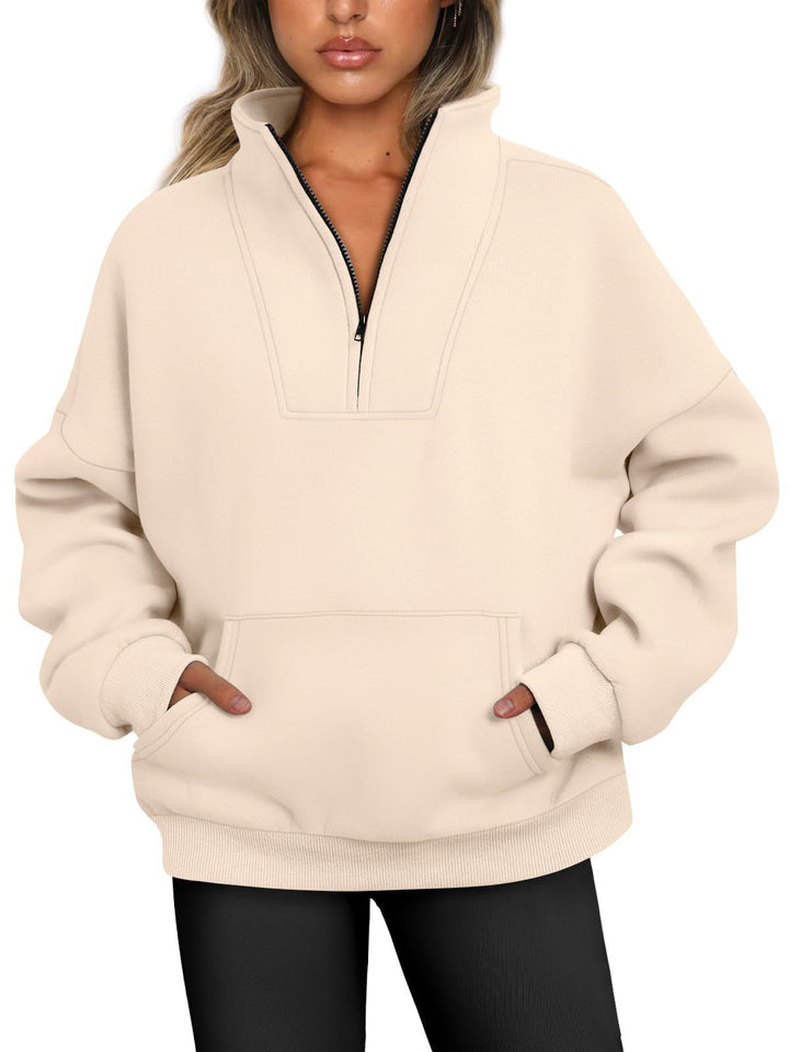 Pull femme décontracté avec col montant et poche kangourou pratique Lune London