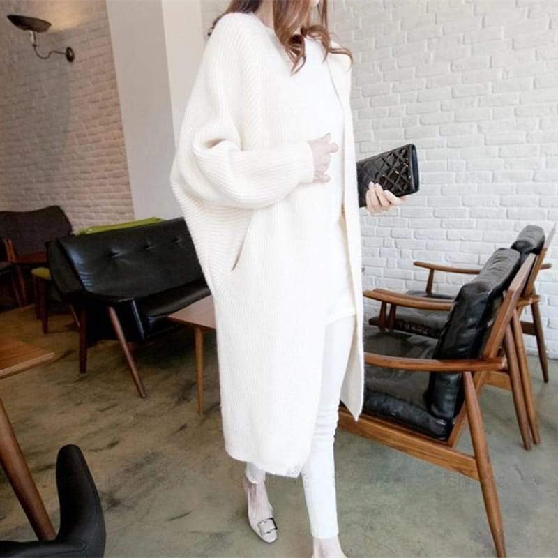 Cardigan long décontracté pour femmes avec ouverture à l'avant et motif de tricot fin Chic & Stil