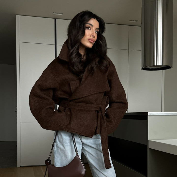 Veste enveloppante à la mode et chaude pour femmes Chic & Stil
